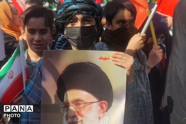 نقش افرینی دختران جان فدا دیار ۱۵ خرداد 
