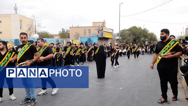 نقش‌آفرینی هنروران تعزیه در کاروان دخیل العباس(ع)