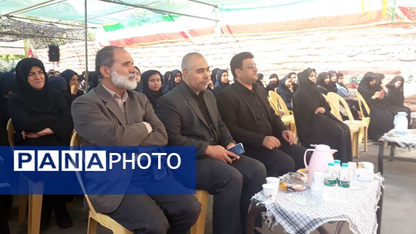 یادواره شهدای دانش‌آموز منطقه 9 شهرداری اصفهان در دبیرستان دخترانه شاهد ظهور