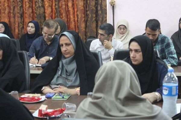 نشست مدیران و معاونان مدارس در گلوگاه
