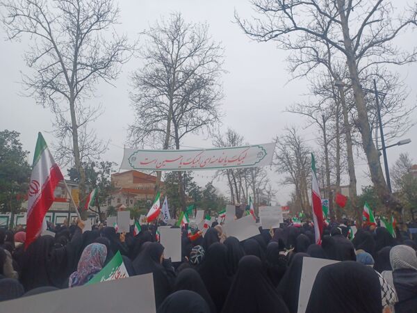 ملّت ایران در صحنه،انقلاب اسلامی در اوج