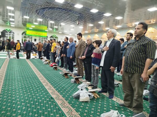 همایش بزرگ خانوادگی «من قرآن را دوست دارم»