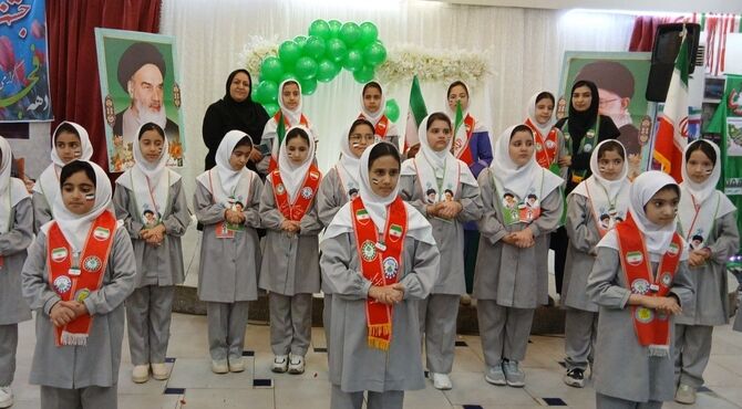 برگزاری همایش یاوران انقلاب در فاروج