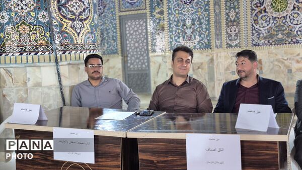 میز خدمت؛ پلِ سپیدِ میان درخواست‌ها و دل‌ها