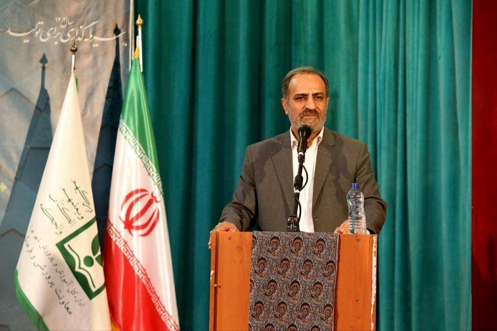 نسل جوان؛ حافظان زبان فارسی و هویت ملی هستند