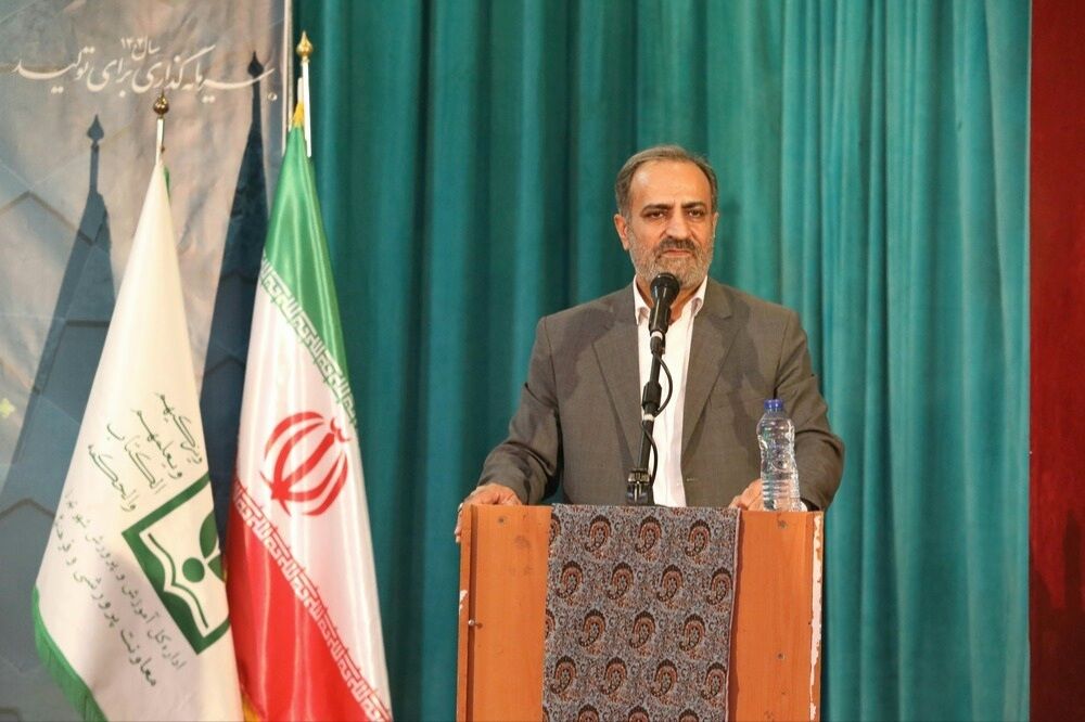 نسل جوان؛ حافظان زبان فارسی و هویت ملی هستند