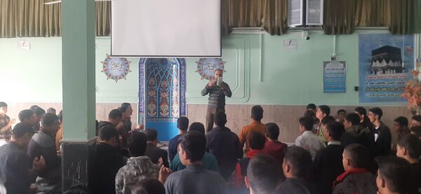 اولین مراسم زیارت عاشورای  دبیرستان شاهد ابوذر غفاری نیشابور به‌مناسبت شهادت شهید سید حسن نصرالله 