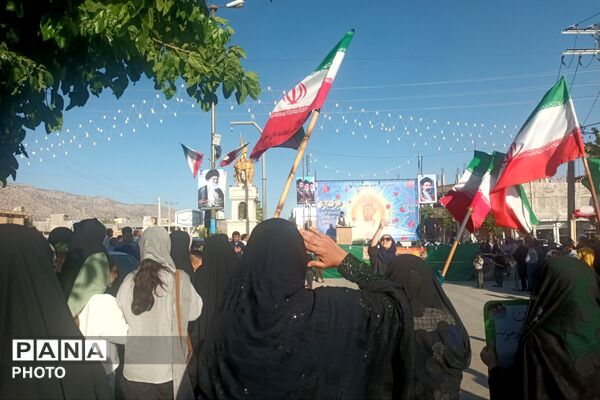 خیابان‌های لردگان، غرق در نور غدیر