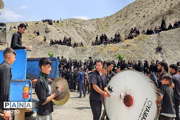 آیین باشکوه عزاداری امام حسین علیه السلام در روز عاشورای حسینی-۱