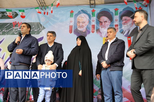 راهپیمایی باشکوه ۲۲ بهمن در قاب تصویر