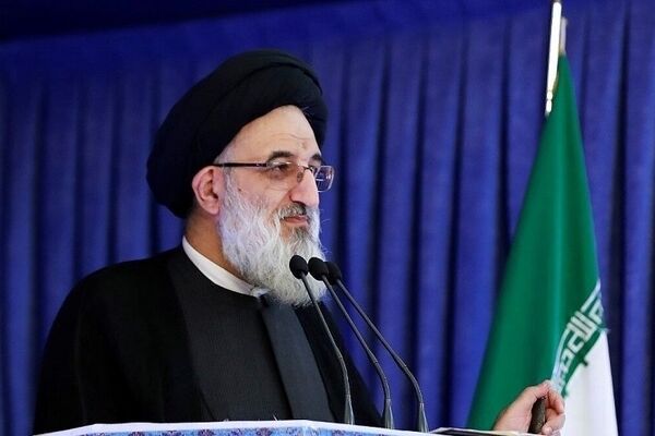 مذاکره با آمریکا سودی برای منافع ملی ندارد
