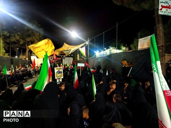 سومین شب عزاداری به یاد کودک سه ساله کربلا