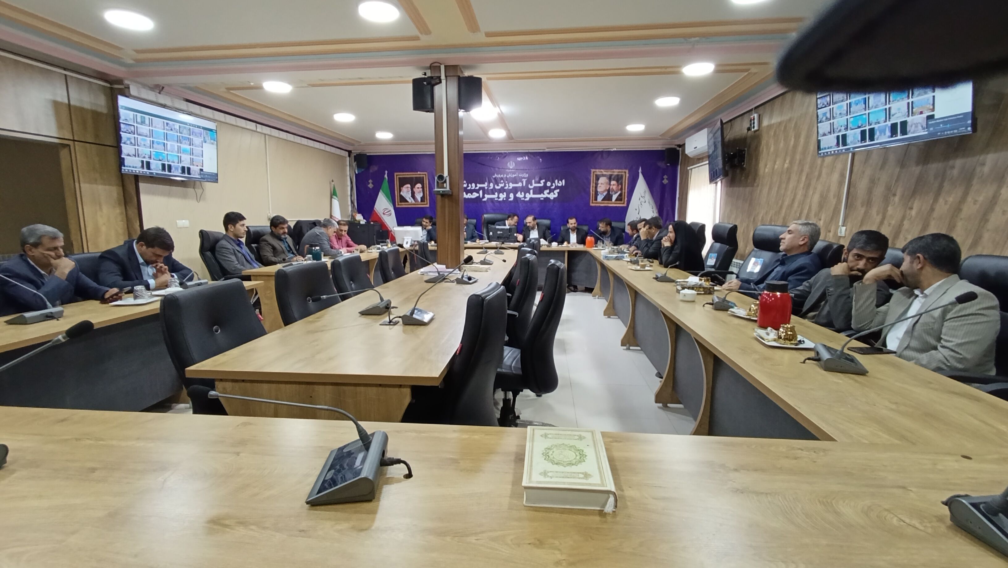 برگزاری جلسه اداره‌کل با حضور شورای معاونین و تشکل ها به مناسبت هفته بسیج