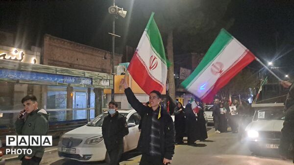 حضور گسترده مردم نیشابور برای بیعت با سید مجتبی حسینی خامنه ای 