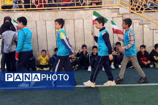 المپیاد ورزشی در دبستان شاهد حیات ناحیه 3 شیراز