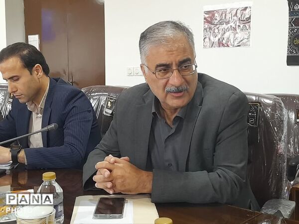 جلسه شورای آموزش‌و‌پرورش در رودسر