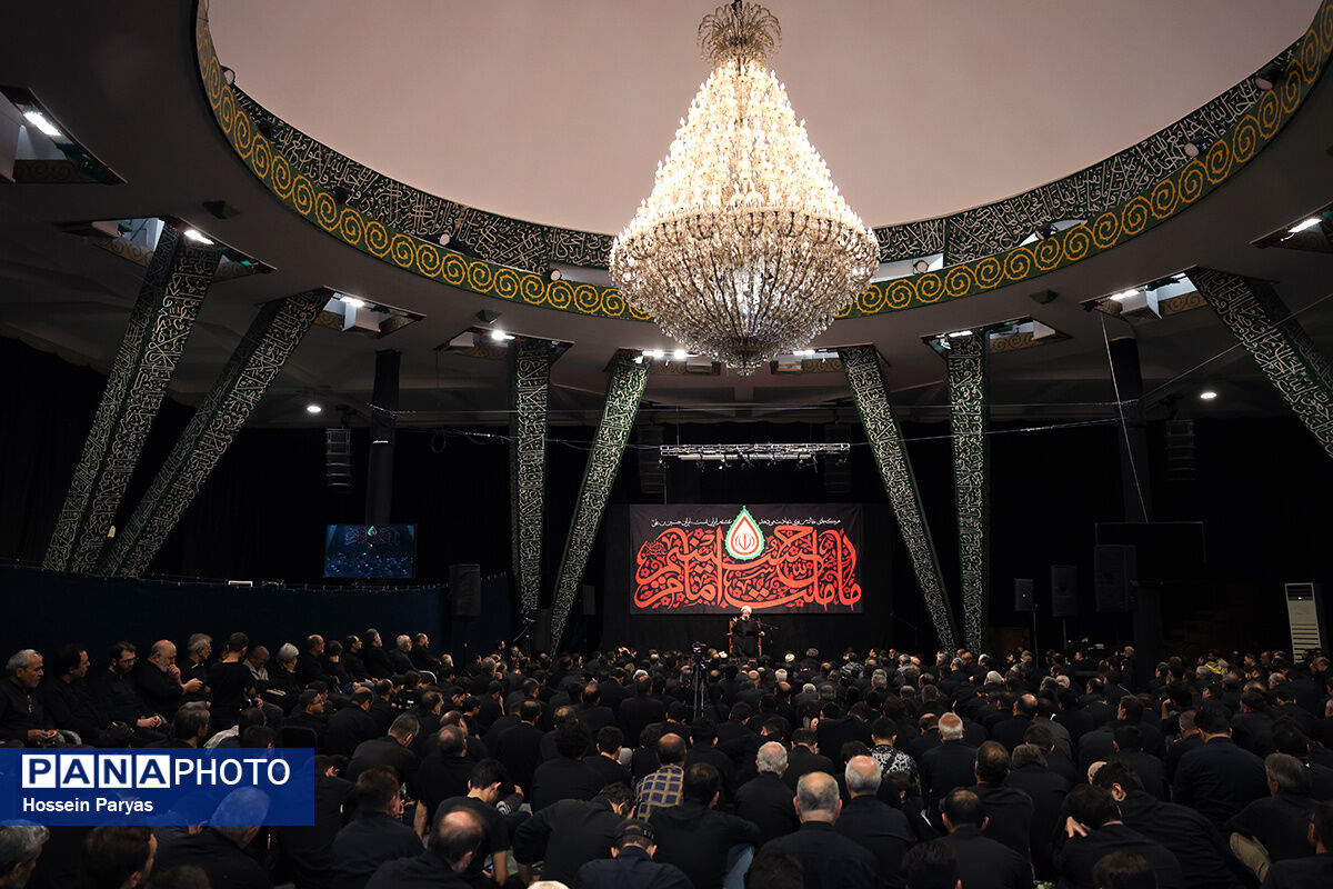 عاشورای حسینی در دانشگاه تهران