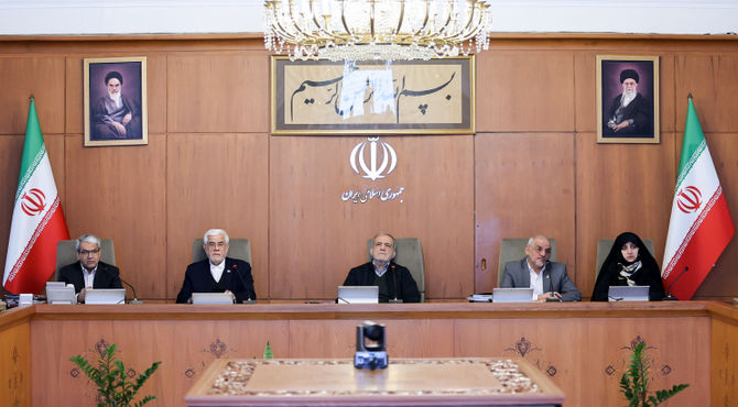 دستور ویژه رئیس‌جمهور پزشکیان ‌درباره خانواده‌های آسیب‌دیده حوادث اخیر‌ و تسریع در ‌‌روند آزادی زندانیان‌