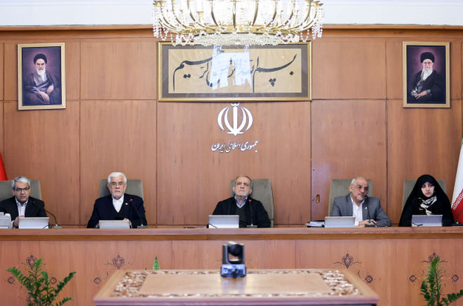 دستور ویژه رئیس‌جمهور پزشکیان ‌درباره خانواده‌های آسیب‌دیده حوادث اخیر‌ و تسریع در ‌‌روند آزادی زندانیان‌