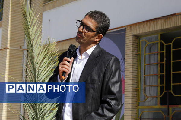 گرامیداشت هفته دفاع مقدس در دبیرستان شریعتی جاجرم