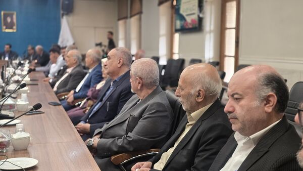 آیین رونمایی از پوستر بیست‌وهفتمین جشنواره خیرین مدرسه‌ساز استان اصفهان