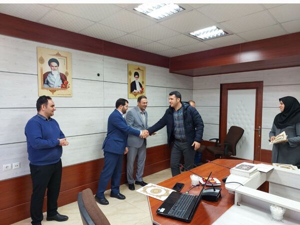  مراسم تقدیر از ناظران و عوامل اجرایی دهمین دوره جشنواره نوجوان خوارزمی شهرستان ملارد 