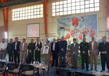 اجرای طرح «لاله‌های روشن» با هدف الگوی زندگی‌ساز در دبیرستان شاهد فاطمه زهرا شهرکرد 