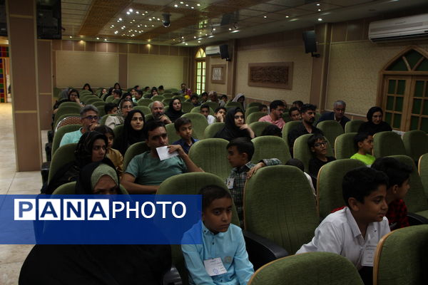 جشنواره ستارگان قرآنی در یزد