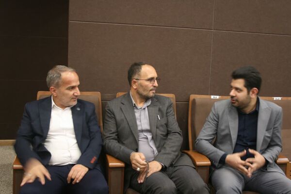 همایش تجلیل از مدرسه یاران استان قم