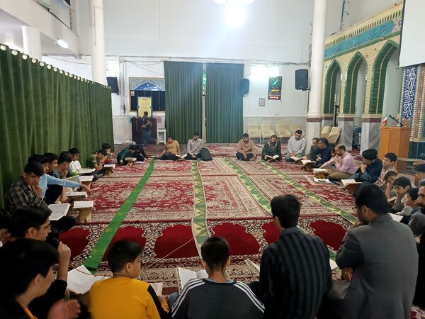 محفل انس با قرآن کریم در کاشمر 