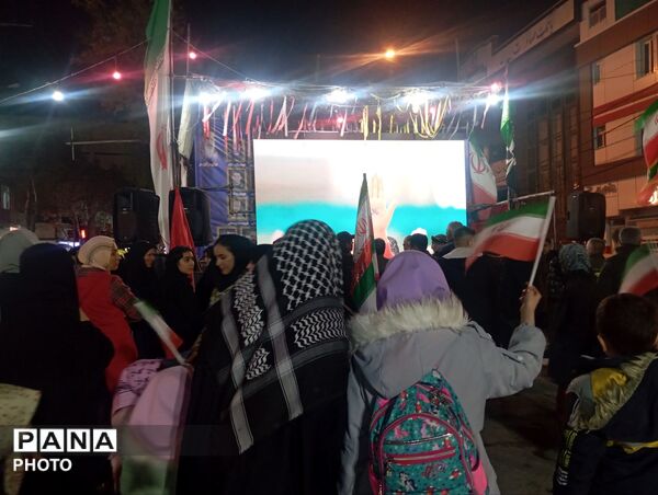 اجتماع باشکوه دختران و بانوان شهرستان قروه 