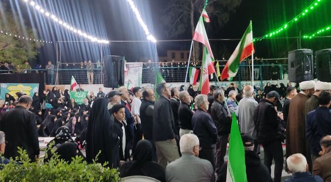 تجمعات مردم غیور ایران محله نازی آباد تهران        