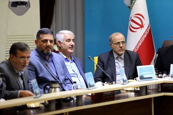 نشست مشترک کمیسیون آموزش، تحقیقات و فناوری مجلس با وزیر آموزش و پرورش 