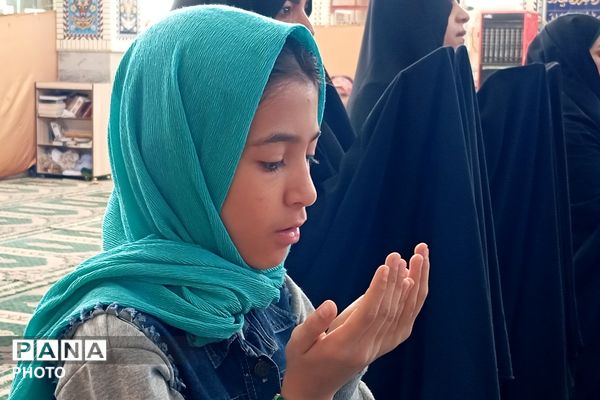 اقامهٔ باشکوه نماز عید قربان 