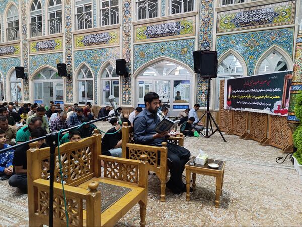 قرائت دعای پر فیض روز عرفه در تکیه ابوالفضلی نیشابور