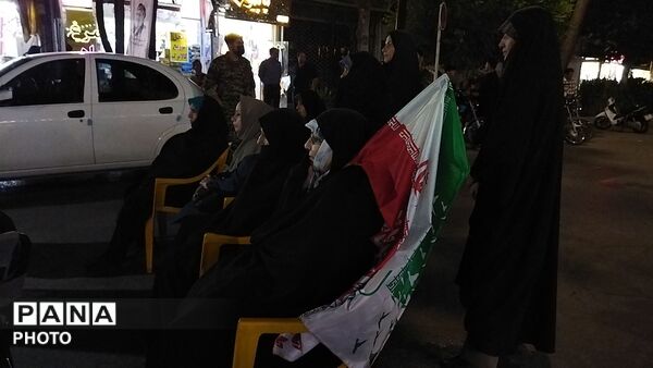 کافه گفتگو حسینیه امام در هشتاد و نهمین شب از اجتماعات مردمی 