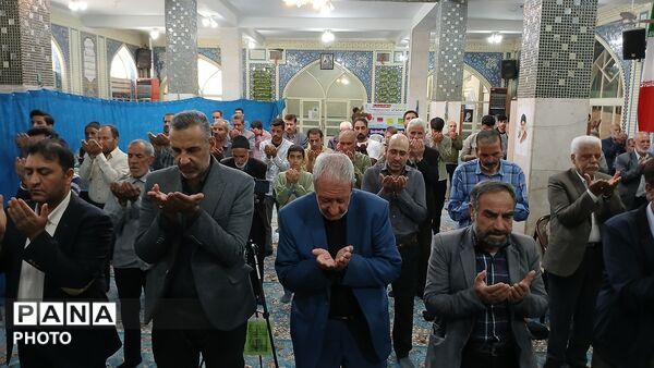 نماز جمعه در شهرستان بن