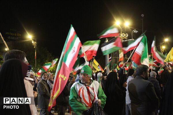 تجمع گسترده شهروندان بجنورد در حمایت از اقتدار کشور
