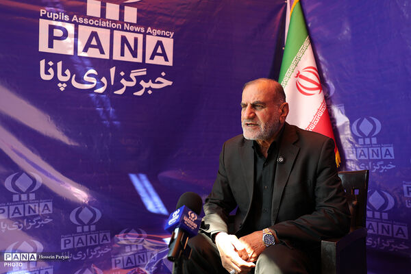 ایستگاه فرهنگی و تربیتی پیشتازان فتح سازمان دانش‌آموزی جمهوری اسلامی ایران در اربعین رهبر شهید