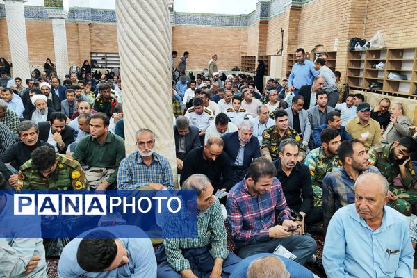 مراسم چهلمین روز شهادت شهدای اقتدار با حضور گسترده مردم کردستان در سنندج 