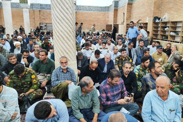 مراسم چهلمین روز شهادت شهدای اقتدار با حضور گسترده مردم کردستان در سنندج 