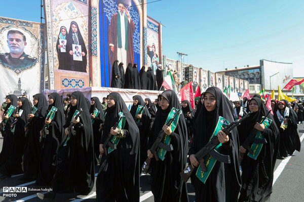 رزمایش جان‌فدایان ایران
