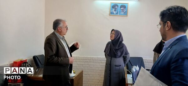 مهر مجازی در دبیرستان دکتر کمیلی