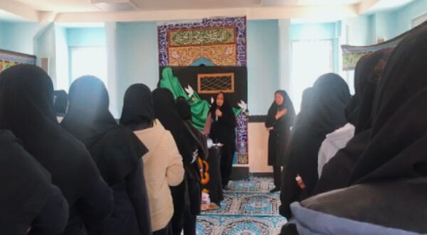 گرامیداشت ایام فاطمیه در مدرسه اسماء غلامان
