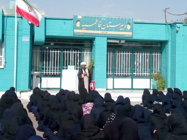 برگزاری گفتمان مهدوی در دبیرستان فاطمیه