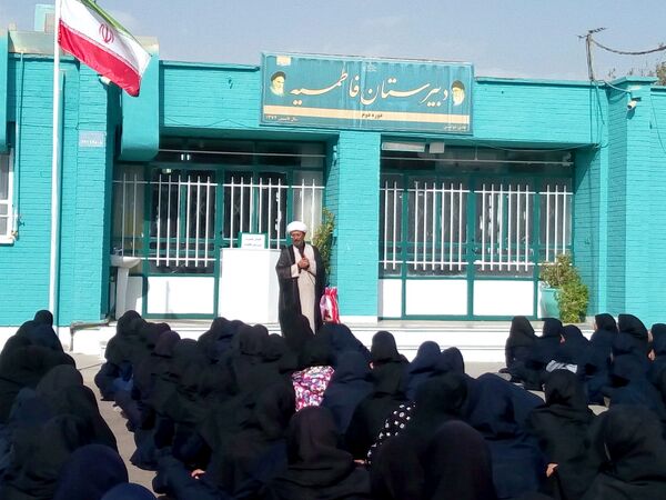 برگزاری گفتمان مهدوی در دبیرستان فاطمیه