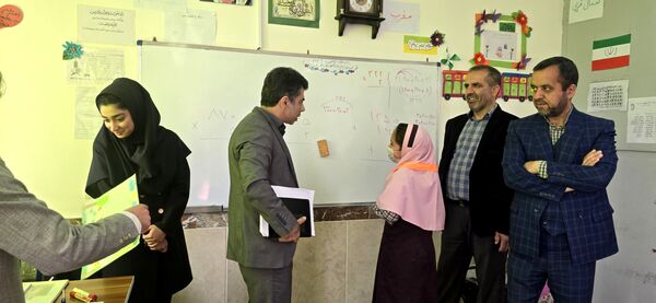 بازدید میدانی رئیس ستاد شاهد استان از دبستان شاهد شهدای دانش‌آموز کردکوی