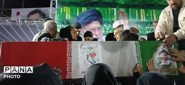 تشییع پیکر شهدای جنگ رمضان 