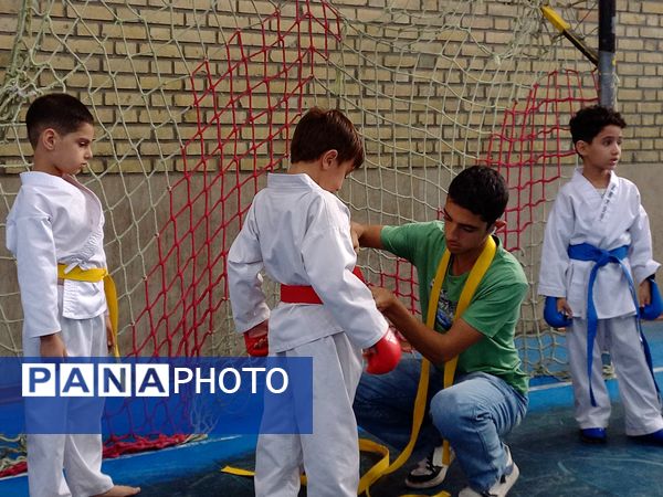 برگزاری اولین دوره مسابقات قهرمانی کاراته سبک شوتوکان FSK استان اصفهان