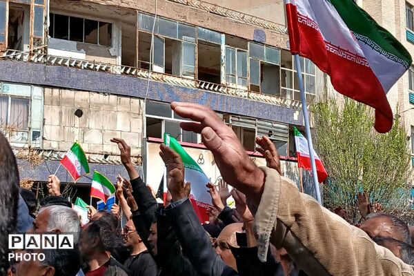 کبوتران عاشق به امام شهیدشان پیوستند